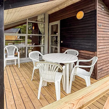 2 Bedroom Gorgeous In *
