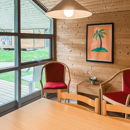 2 Bedroom Gorgeous In Ferienhaus *