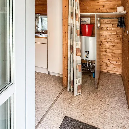 2 Bedroom Gorgeous In *